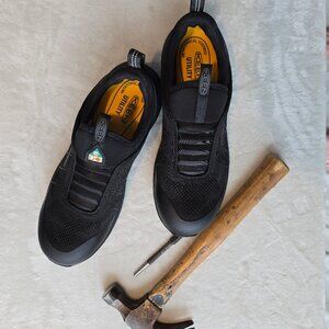 Keen safety low slip on shoe size 10.5D